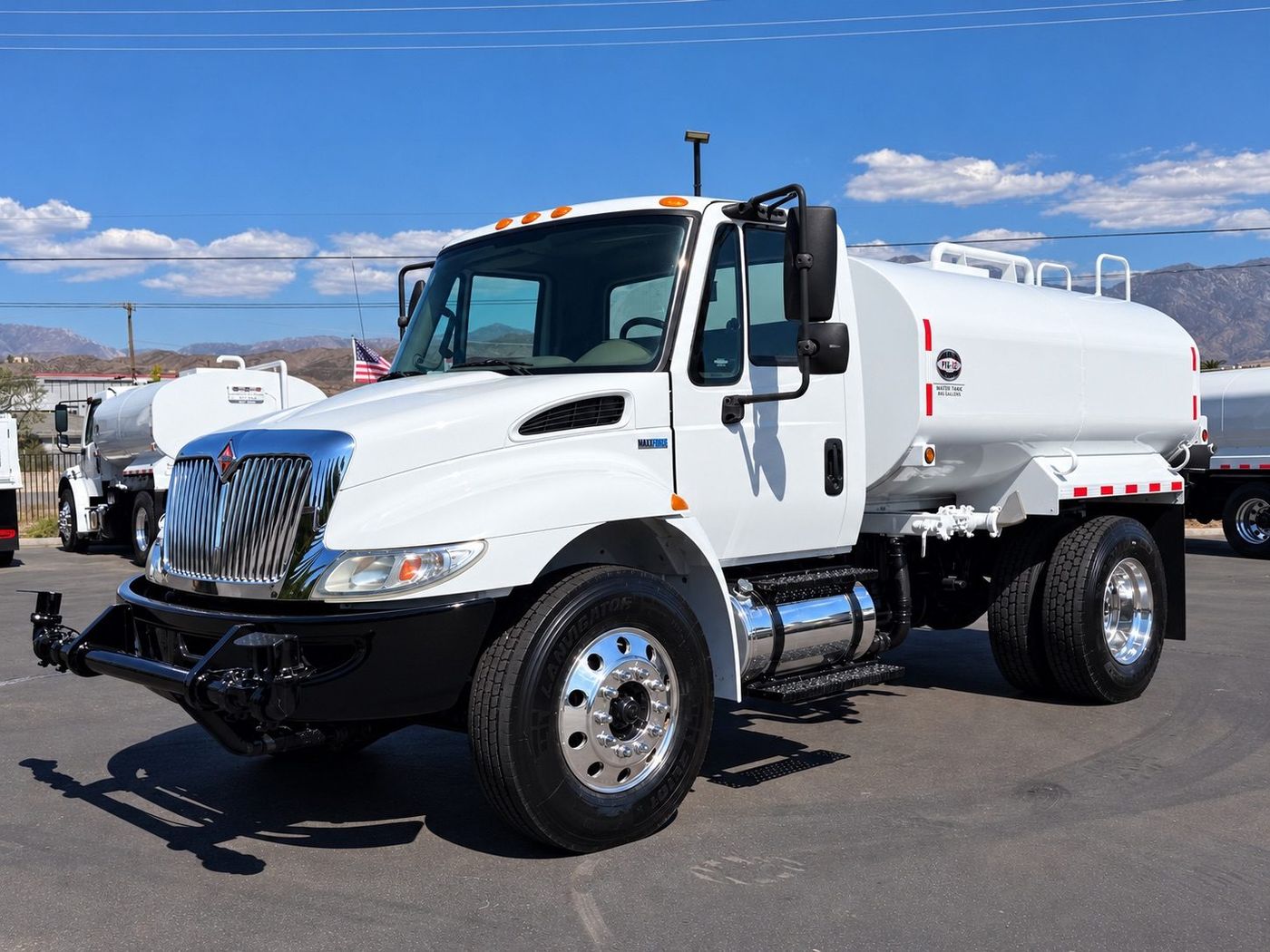 2013 International 4300 Water Truck