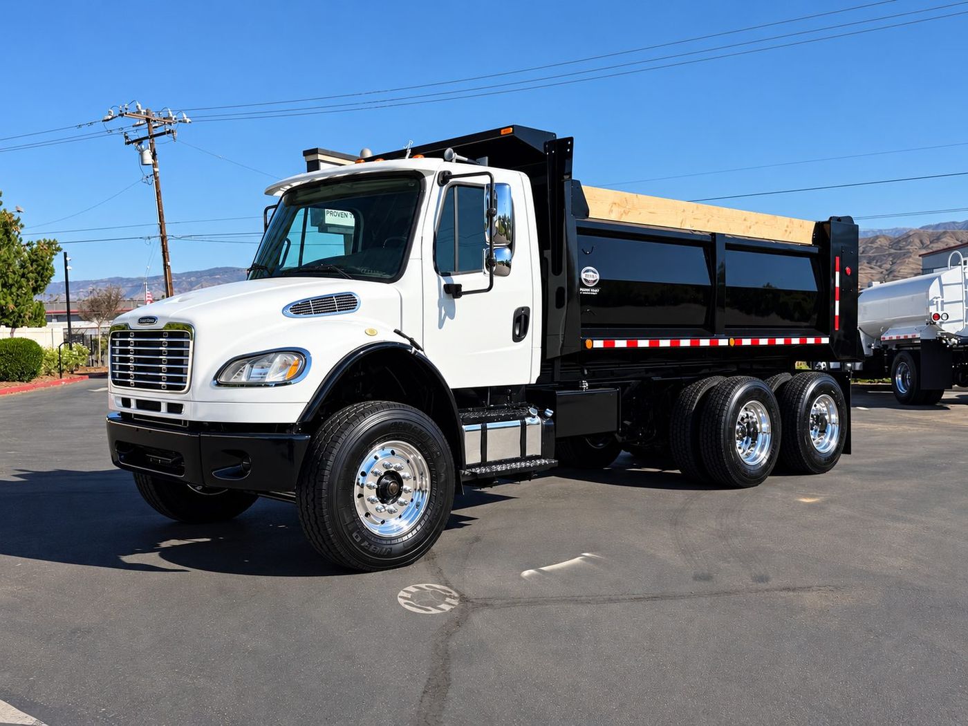 2017 Freightliner M2 10 Yard Dump Truck