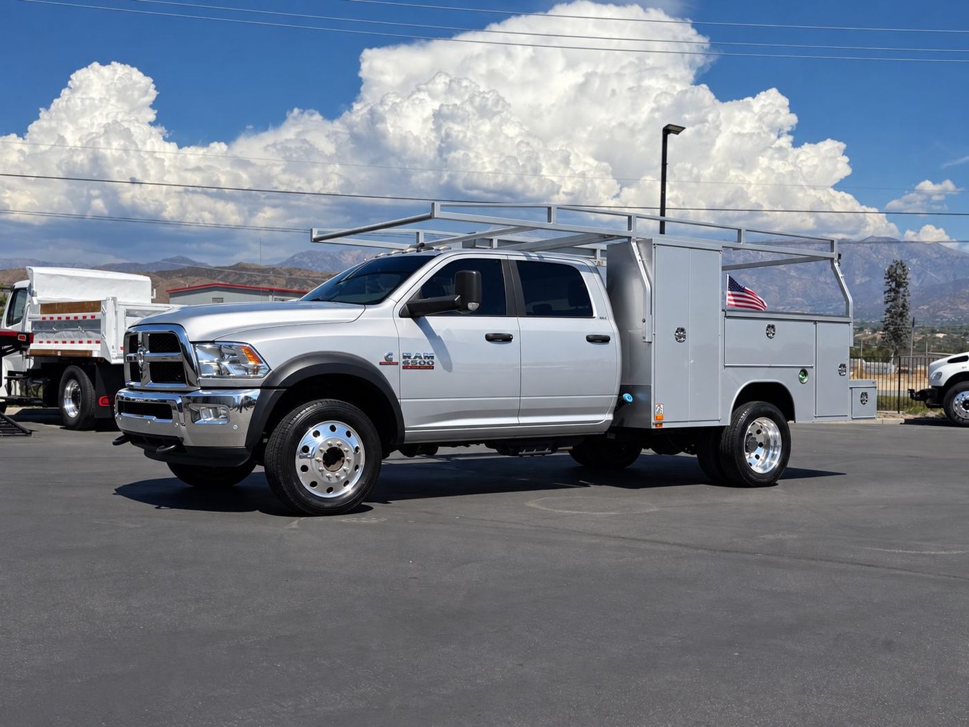 2017 Ram 4500 Utility Truck