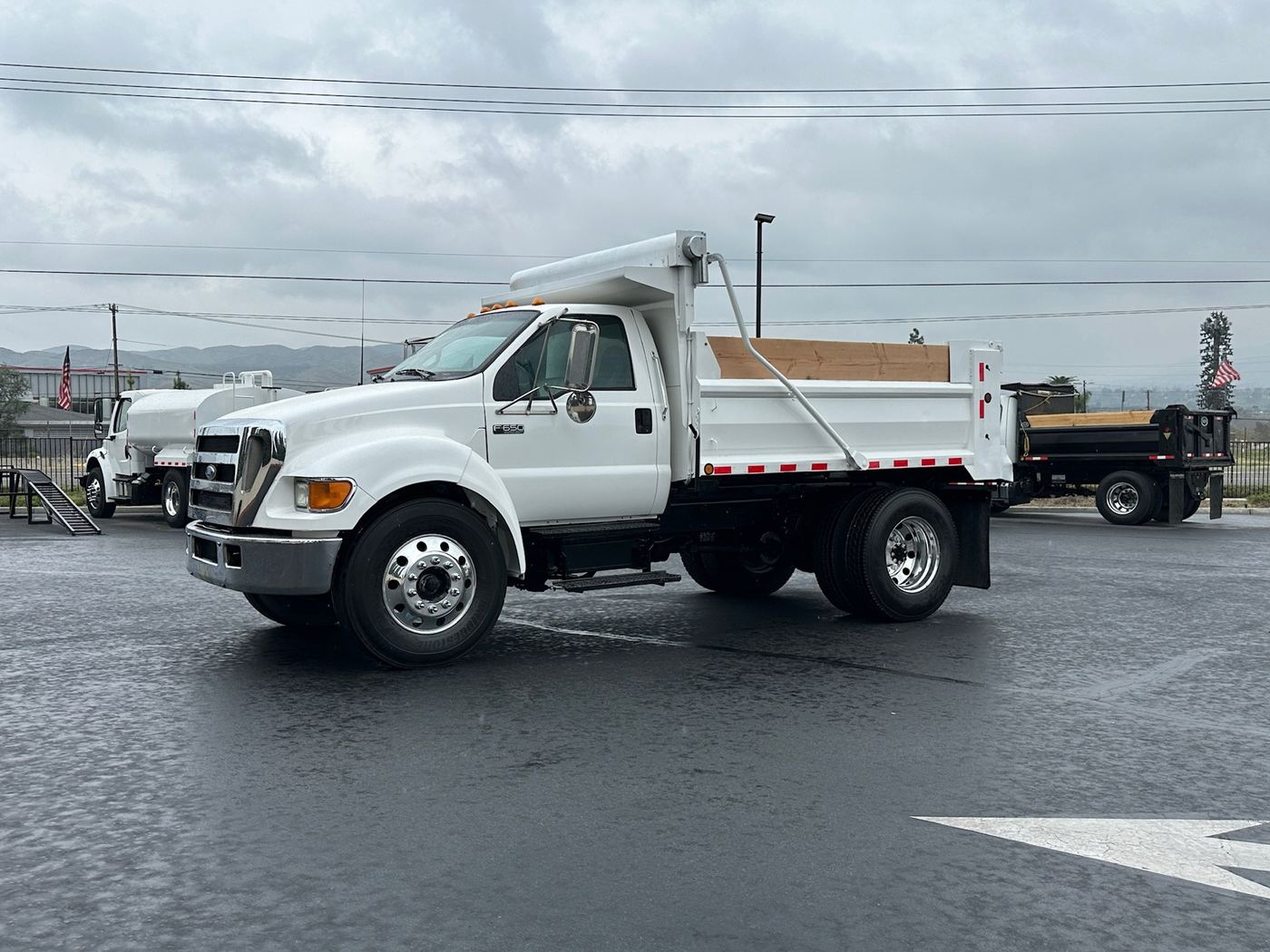2005 Ford F650 Dump Truck