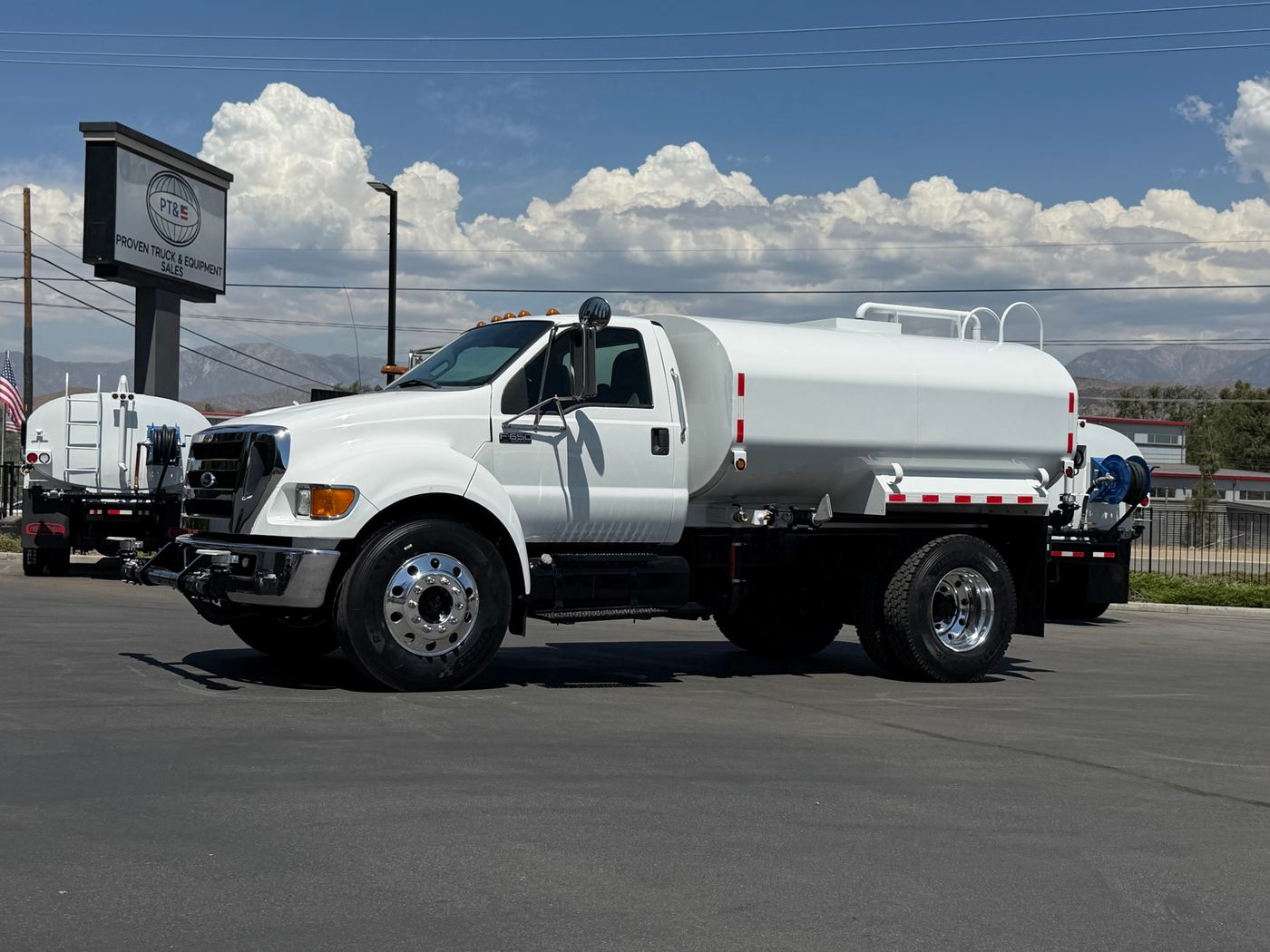 2016 Ford F650 Water Truck